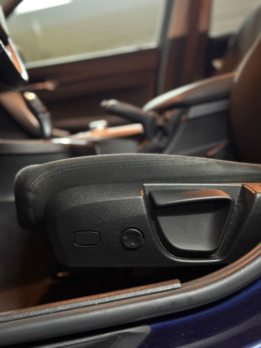 2017 BMW 1 Series - view 9