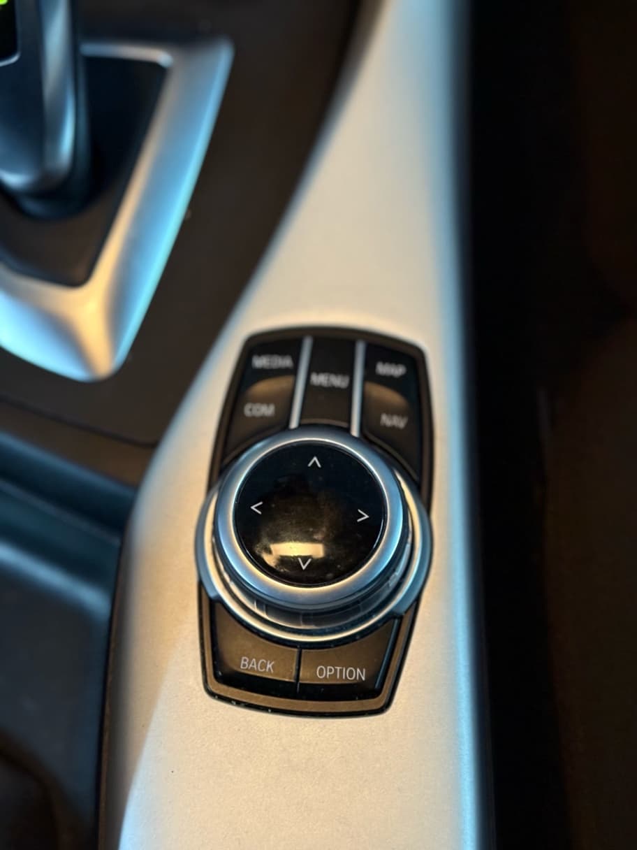 2017 BMW 1 Series - view 13