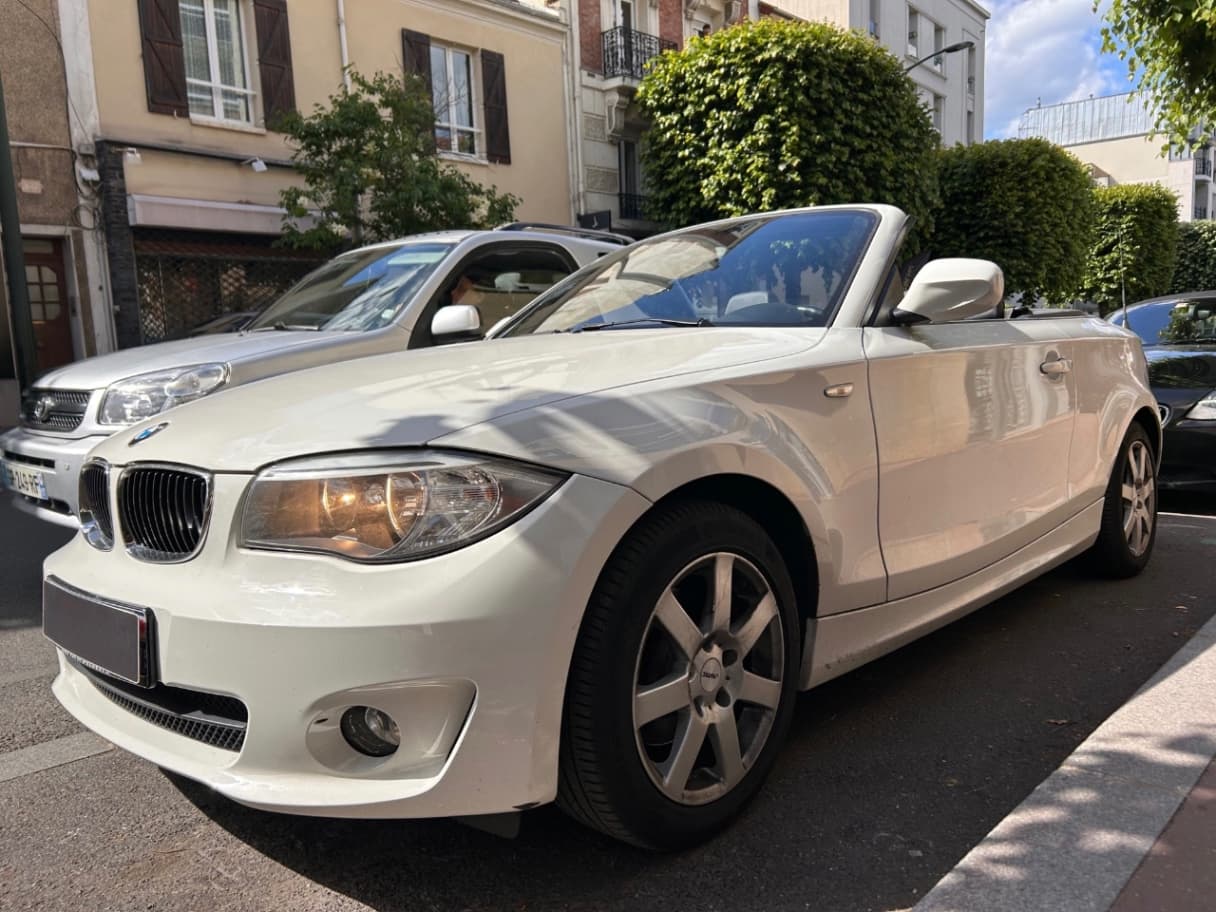2012 BMW Série 1 - 118i Cabriolet - view 2