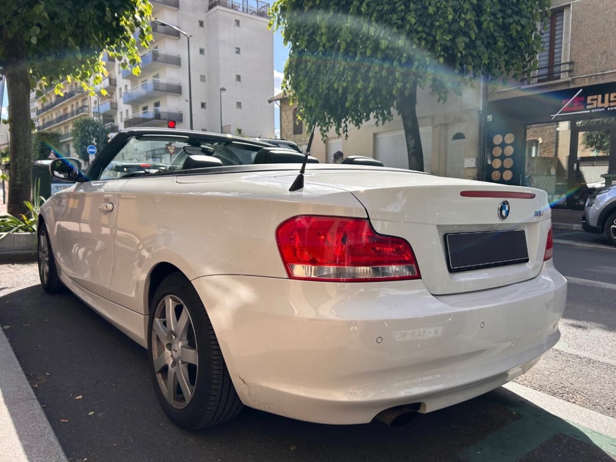 2012 BMW Série 1 - 118i Cabriolet - view 4