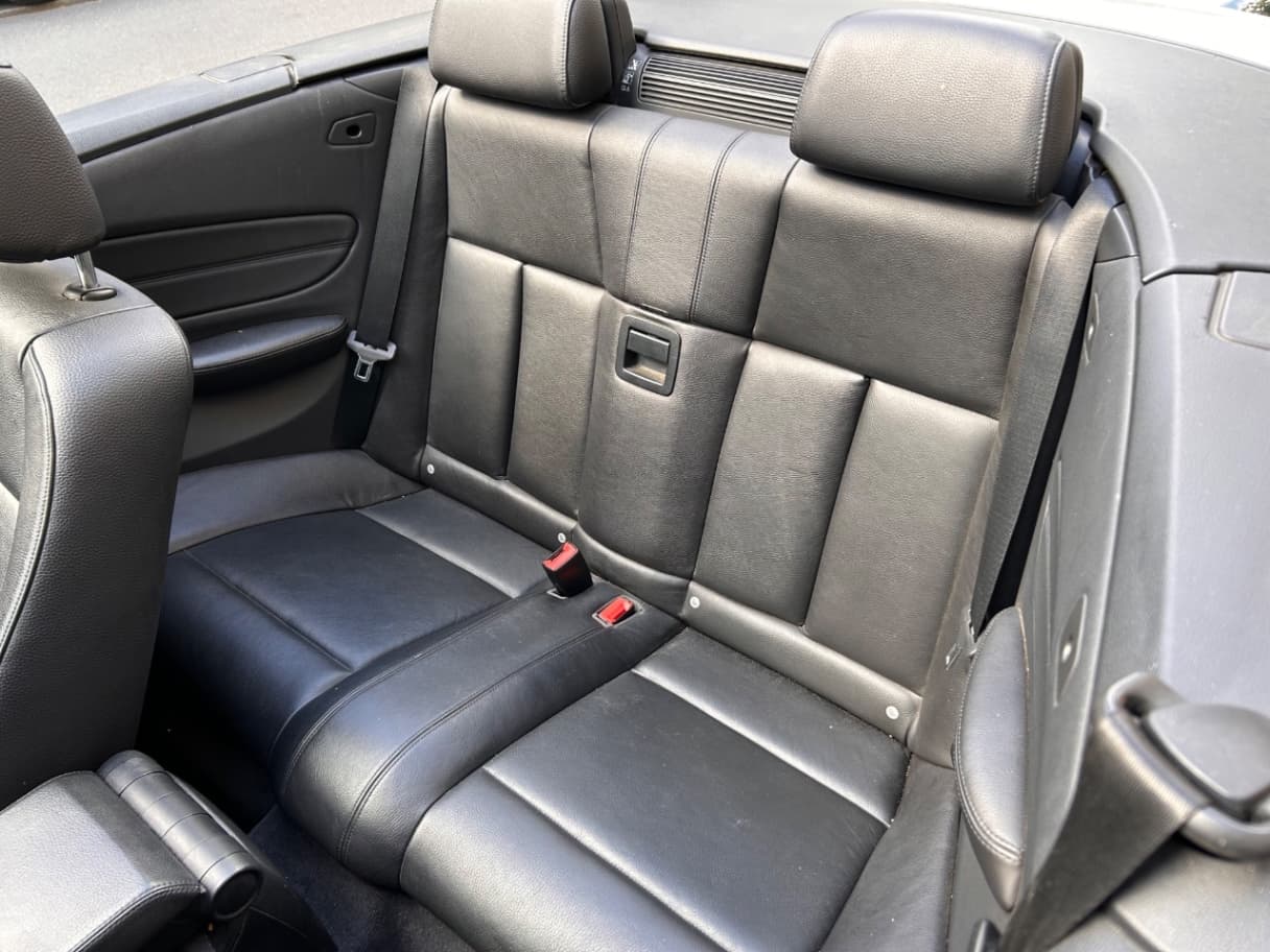 2012 BMW Série 1 - 118i Cabriolet - view 10