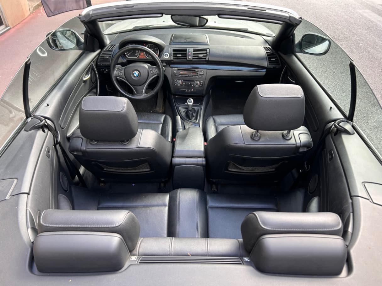 2012 BMW Série 1 - 118i Cabriolet - view 11