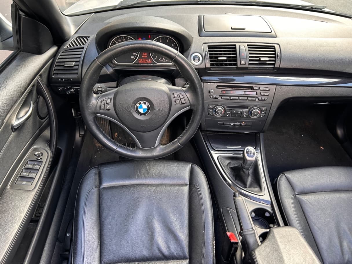 2012 BMW Série 1 - 118i Cabriolet - view 12