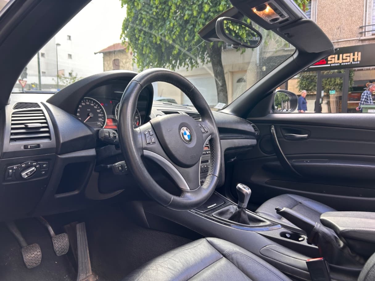 2012 BMW Série 1 - 118i Cabriolet - view 16